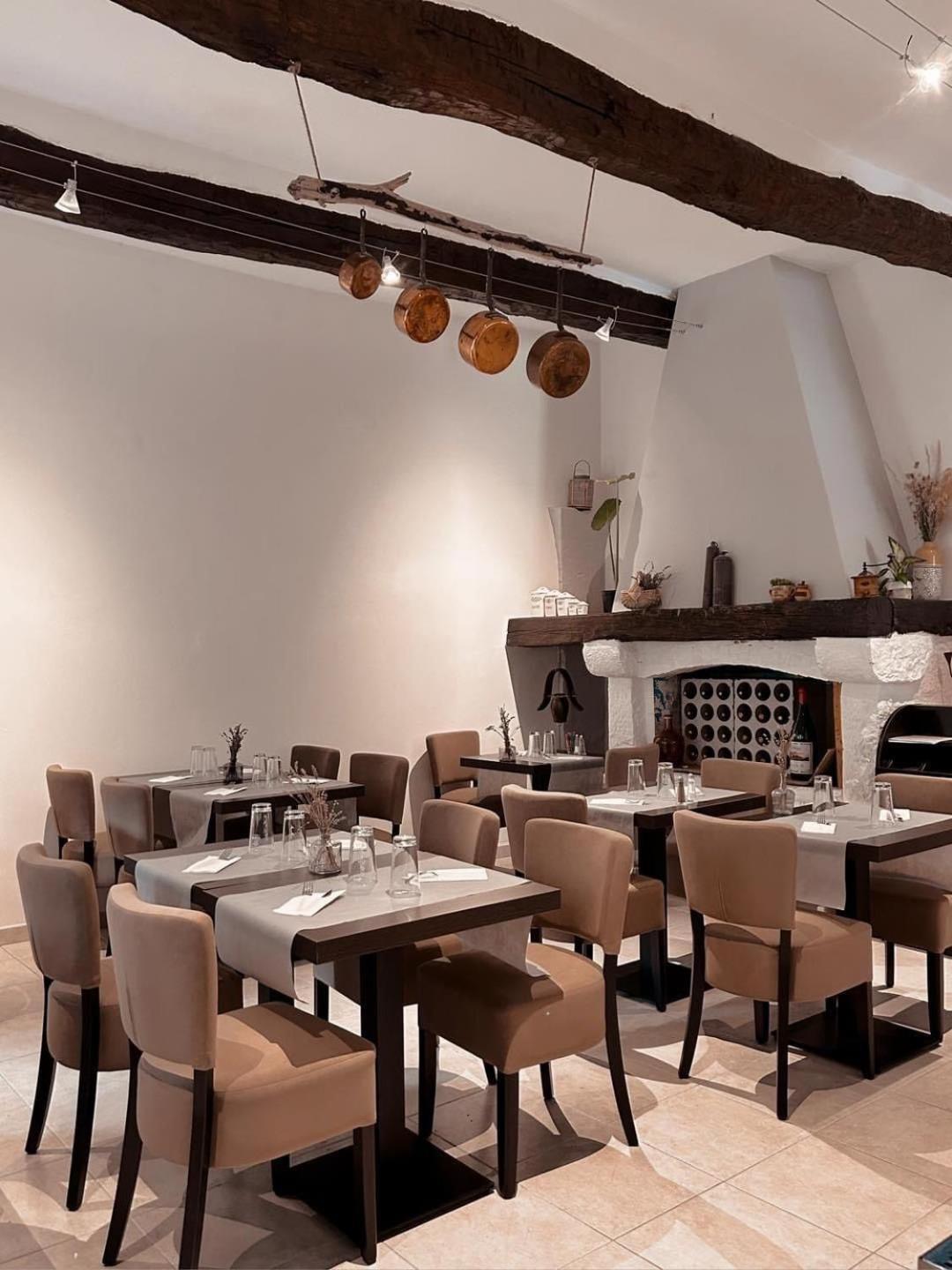 Auberge Du Bourguet Brenon Buitenkant foto